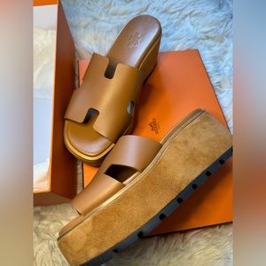 Hermes sandals size 39
